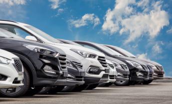 Gode nyheder: Skatteministeren i bakgear på skøre regler om firmabiler